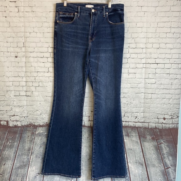 Good American Good Legs Flare Split Pocket Jeans Size 12/31 Elevated Basic - Picture 5 of 15